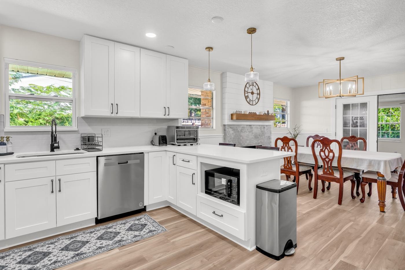 kitchen & dining at JaxStay furnished home in Mandarin Jacksonville Florida